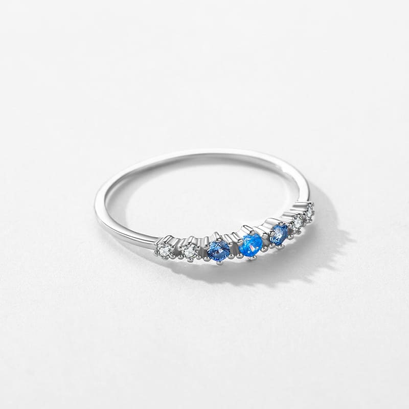 Anel Blue Crystal - em Prata 925 e Zircônias