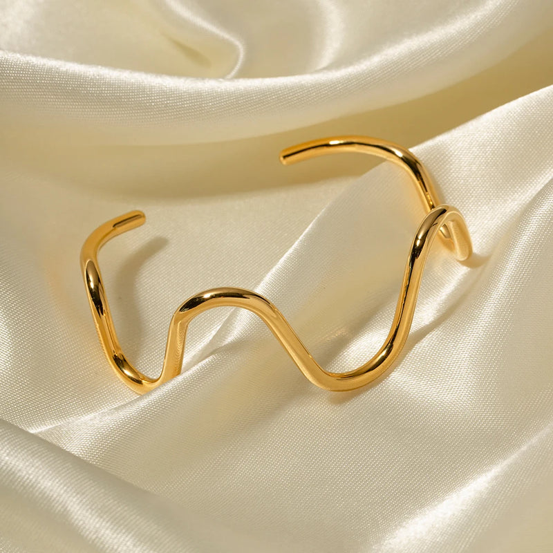 Bracelete Waves - Banho de Ouro 18k